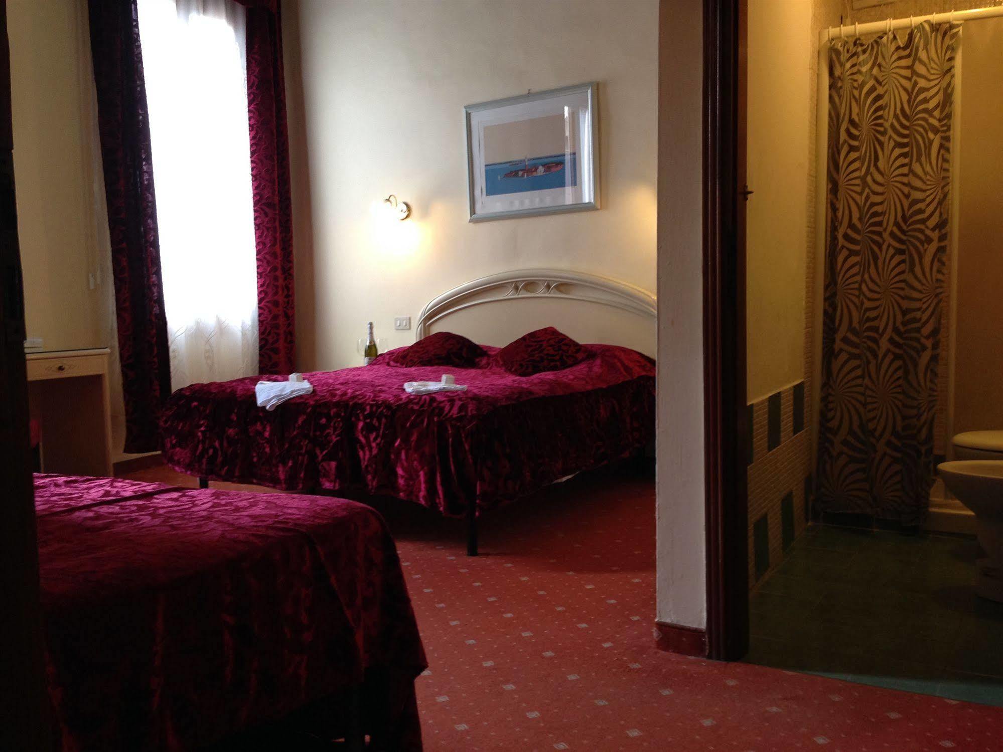 Hotel Casa Linger Venecia