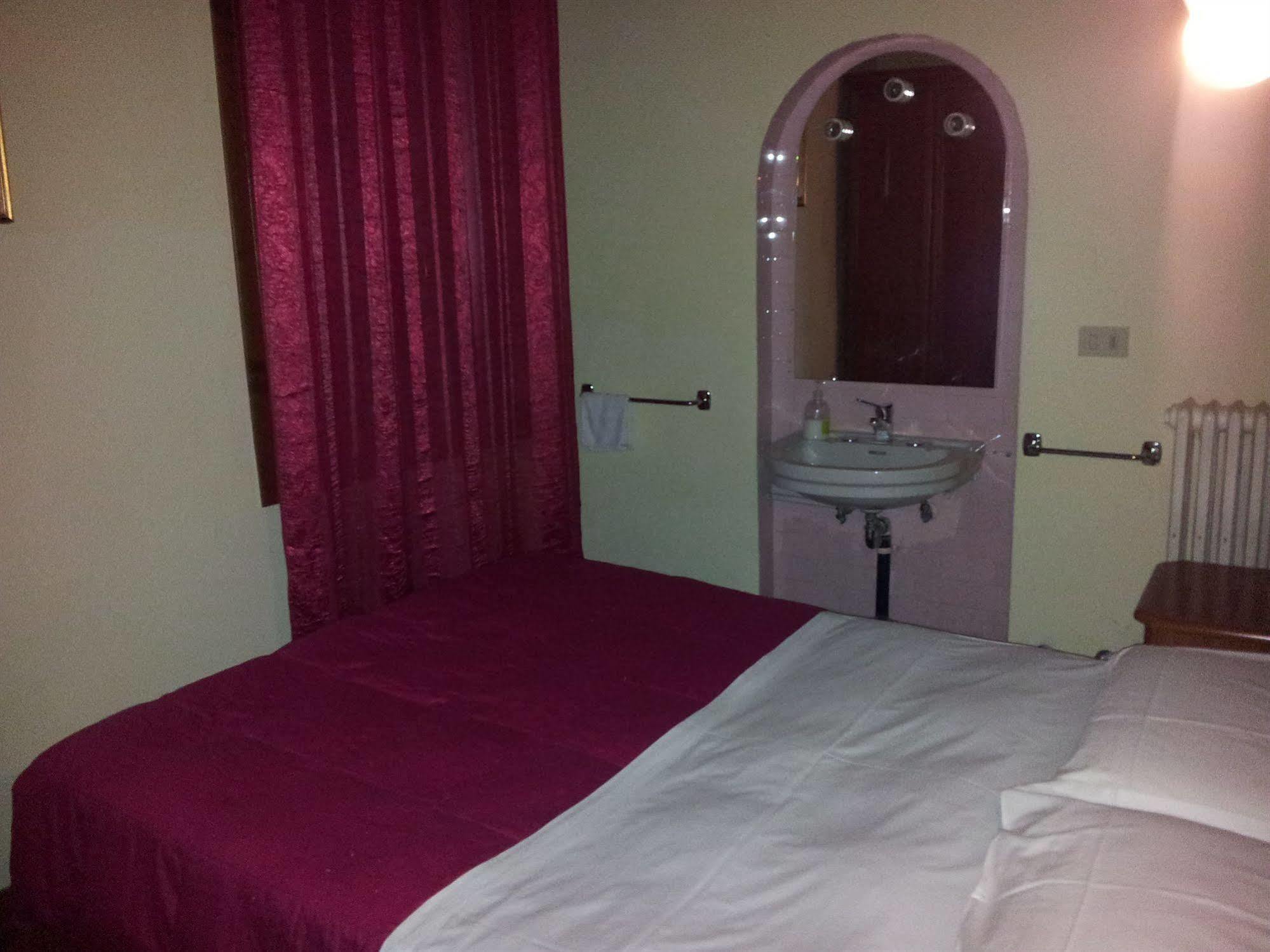 Casa Linger Hotel Venecia
