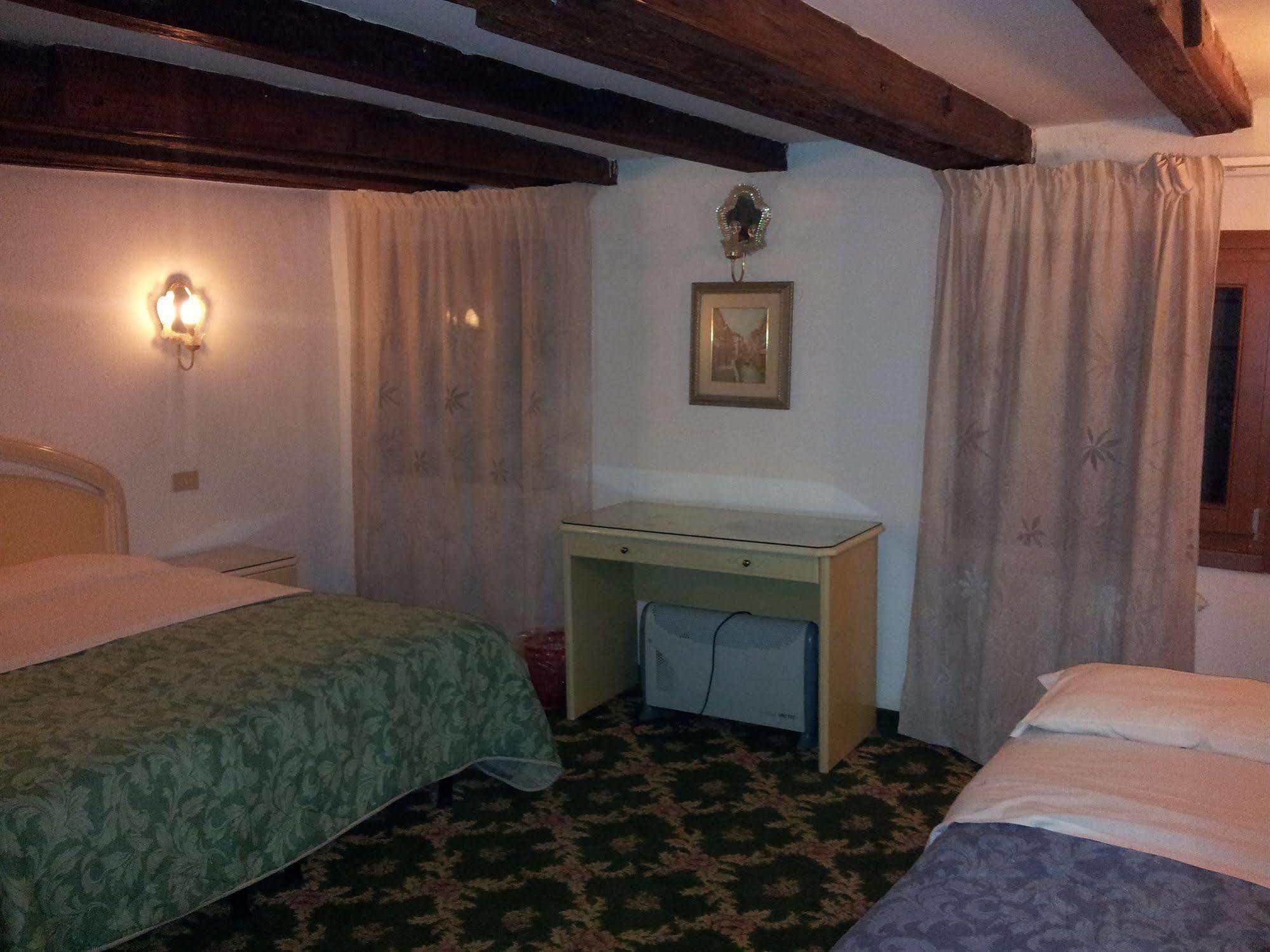 Hotel Casa Linger Venecia